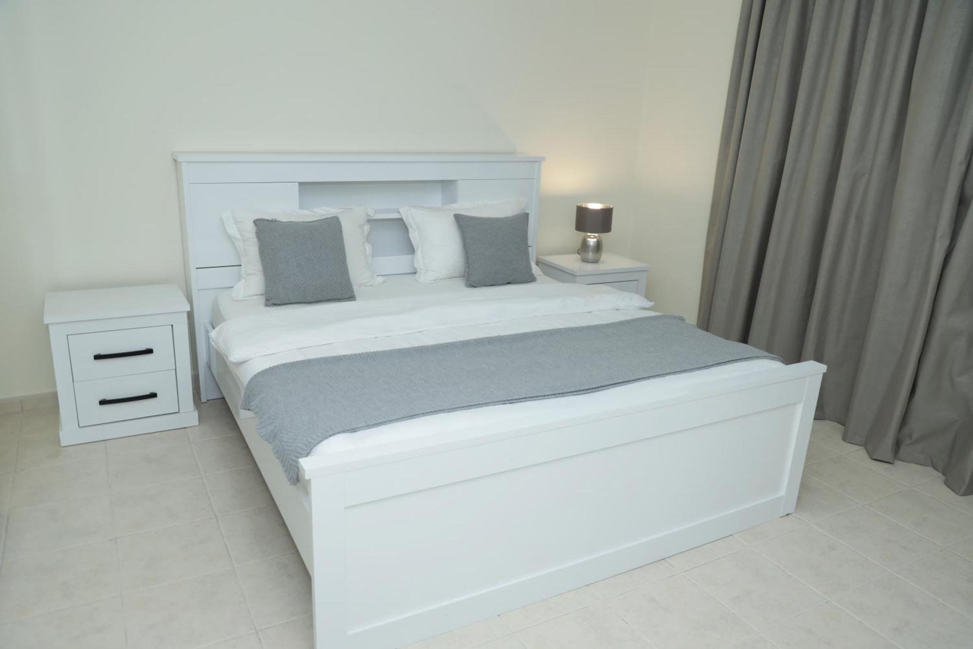 Apartment Esaw Homes *